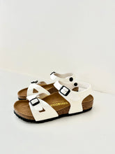 Afbeelding in Gallery-weergave laden, BIRKENSTOCK rio sandaal wit
