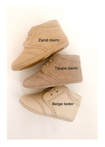 TRICATI baby veterschoen zand daim